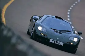 更低的售价——Autoart McLaren F1 GT5图片