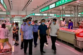 顺义区市场监管局局长胡小兵带队督查石门市场防疫及食品安全管理工作图片