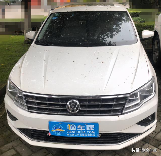 3年的大众捷达卖6万，举起底盘大梁断成两半？买主砍价两万成交