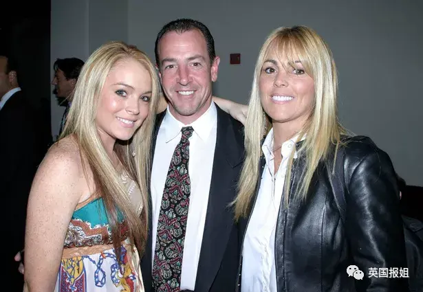 被爸妈害惨，玉女变“欲女”，好莱坞最美甜心崩坏的十年…