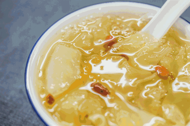 花胶做什么糖水润喉咙 2026年花胶煮什么糖水