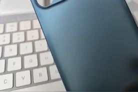 苹果iOS确定iPhone12有高刷屏，但支持的机型只有一个图片