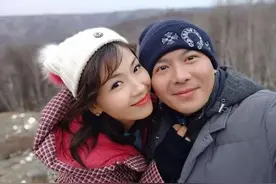 刘涛深情表白丈夫，再看她为丈夫收行李的样子，难怪都在羡慕王珂图片