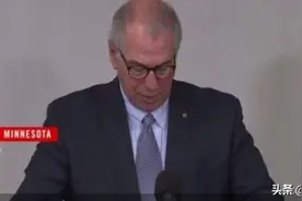 美国警察暴力执法事件后续-白人警察Derek Chauvin被指控三级谋杀图片