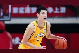 17分钟0分，场上作用几乎为0！打三太慢，打四太软！他让广厦头疼图片