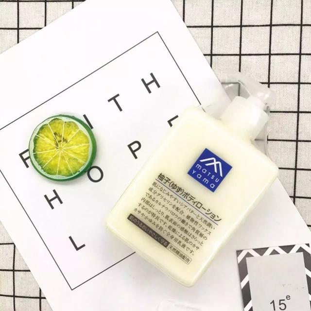 荨麻疹能用牛奶身体乳吗