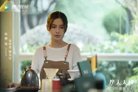 章子怡夸《摩天大楼》Anglababy的演技好？尬吹图片