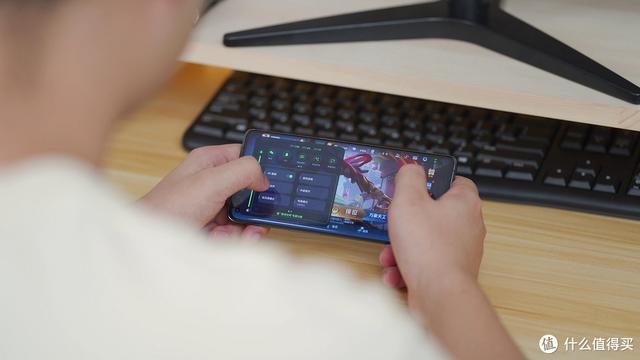Realme GT 大师探索版真有这么好？测试后，可以有但没必要