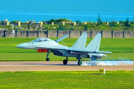 取消机炮，歼16战机最新改进亮相，这项能力重点提升图片