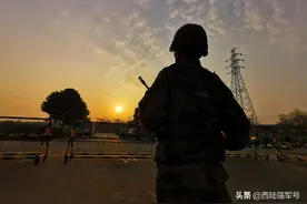 通信兵，十二时辰的坚守图片