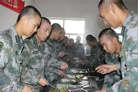 中日韩三国军队日常伙食对比，韩媒：还是你们中国优秀图片