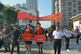 【兰山大小事】真男儿保家卫国穿军装；方城镇社区交流提升乡村环境整冶.......图片