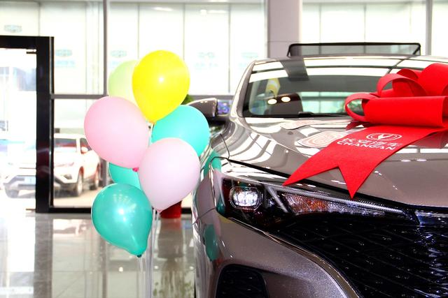 在4S店待了两个小时，我找到了长安越战越勇的原因