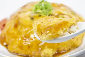 日本记者赴天津体验真正"天津饭" 吃后这样感慨图片