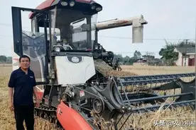 久保田铁杆粉丝封心正是如何利用收割机跨区作业赚钱的？图片