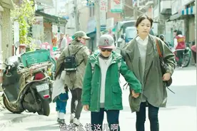 励志！十七岁就当母亲，这为年轻妈妈为了孩子勇敢面对人生视频封面