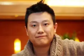孔杰与陈小匀的爱情故事，他的恋爱经历远比古力精彩图片
