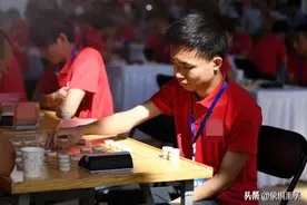 象棋界最厉害的弃子神人，每盘棋必弃子，王天一郑惟桐都输给他图片