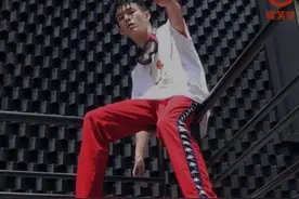 贝贝突然回应质疑！狠货还带上了派克特和高天佐图片