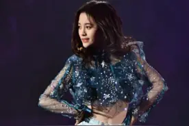 有一种裤子叫鞠婧祎的短裤，明明很普通，你却驾驭不了图片