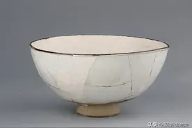 【国宝品鉴】白釉褐彩诗文碗图片