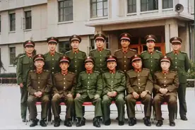 难忘那年“五一”换装图片