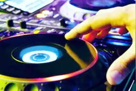 2018DJ打榜最好的三首中文歌曲视频封面