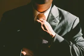 判断一个男人是否有本事，就看五点图片