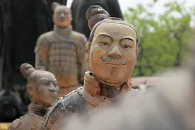 江西造长城、兵马俑涂口红，我可能旅了一个假游图片