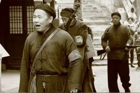 泸州高洞事件：12个敌军士兵被杀，人们剖开其腹部塞进石头后沉潭图片