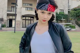 《我成了他的班主任》：什么？英雄救美救下的软妹竟是老师？图片