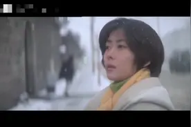 一部日本经典爱情电影《情书》，笑着哭着又看完了。图片