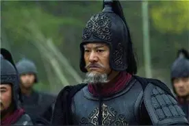 秦始皇亲自去请王翦出战，王翦称病不出：除非你赏赐我良田和豪宅图片