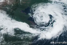 巨大温带“台风”袭击韩国，太空可见！此前我国山东等地风雨交加图片