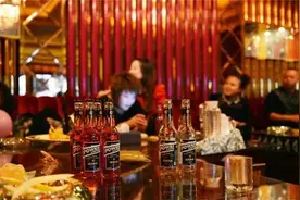 暗访KTV冰妹：“陪一次挣一两千，累是累啊，不过也爽啊”图片