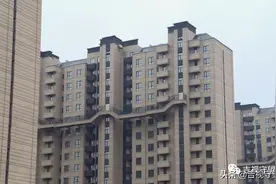 买房首付交三年，贷款至今还没办，到底问题出在哪？图片