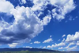 中国彩虹之都昭苏县，新疆境内唯一没有荒漠的县图片