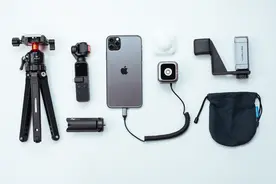 iPhone苹果手机摄影补光的好帮手：Anker iPhone LED闪光灯图片