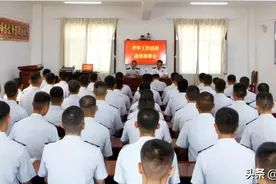 半年工作总结丨总结查找问题补齐短板弱项图片