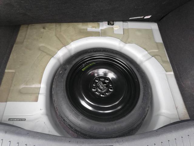 期待已久的经典福克斯两厢版，胖哥已顺利拿下，1.8排量手动挡