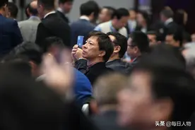 业务上淡出人们视线，在娱乐版块上热搜，网红张朝阳的2020图片