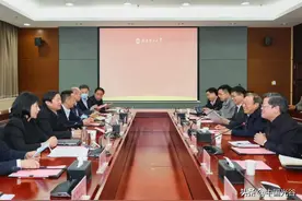 汪祥旺刘洁调研张清杰院士课题组，推动微型半导体制冷芯片产业化图片