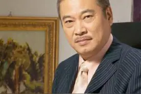 吴孟达含泪首谈周润发：当年破产找周润发借钱，发哥5个字打发图片