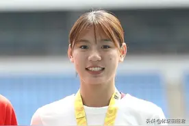 中国田径跳高女天才横空出世！16岁1米90赛季世界第二 未来可期图片