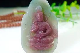 陕西秦岭一种五色石头图片