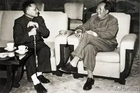 黄克诚大将主持军委和总参日常工作前后图片