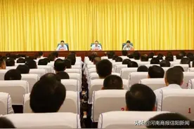 商城县委书记胡培刚：办实事好事具体事，挑重担涉险滩攻难关啃硬骨头图片