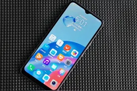 荣耀Play5T评测：适合追求设计和轻快体验的年轻用户图片