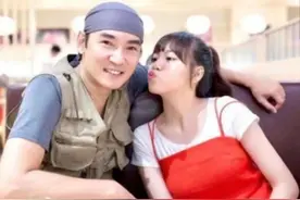 焦恩俊晒两女儿靓照，异母姐妹大眼小嘴很迷人，大女儿差点出道图片