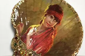 你见过在贝壳上作画的创意艺术家吗？图片